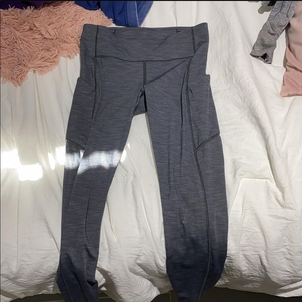 Lululemon leggings size 6 heather grey